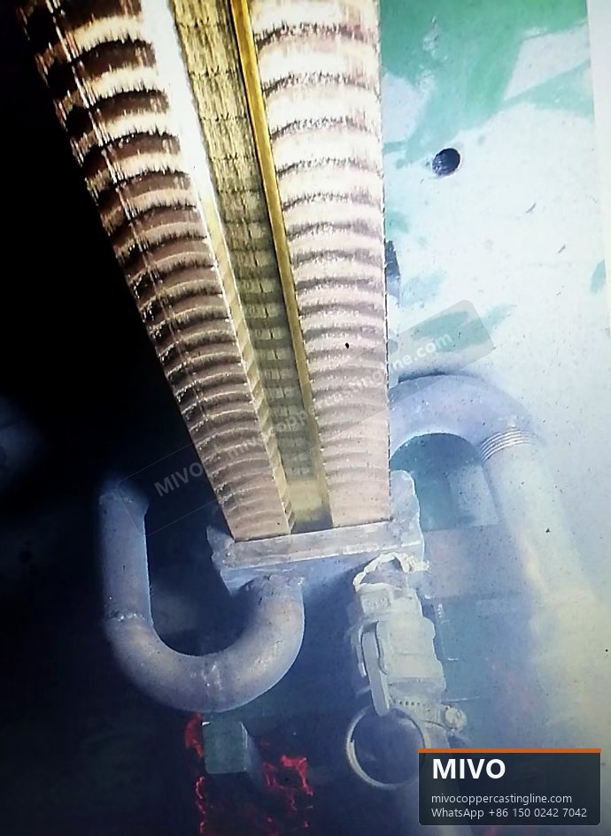 Special-shaped copper profile in an upward continuous casting station
